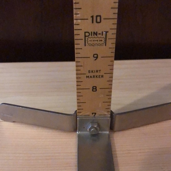 Vintage Pin-It Skirt Marker - Picture 1 of 9